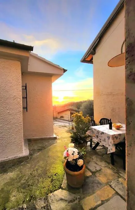 Vista Bonita, Renovated Sea View Rural House Villa Montemagno  Montemagno (Lucca)